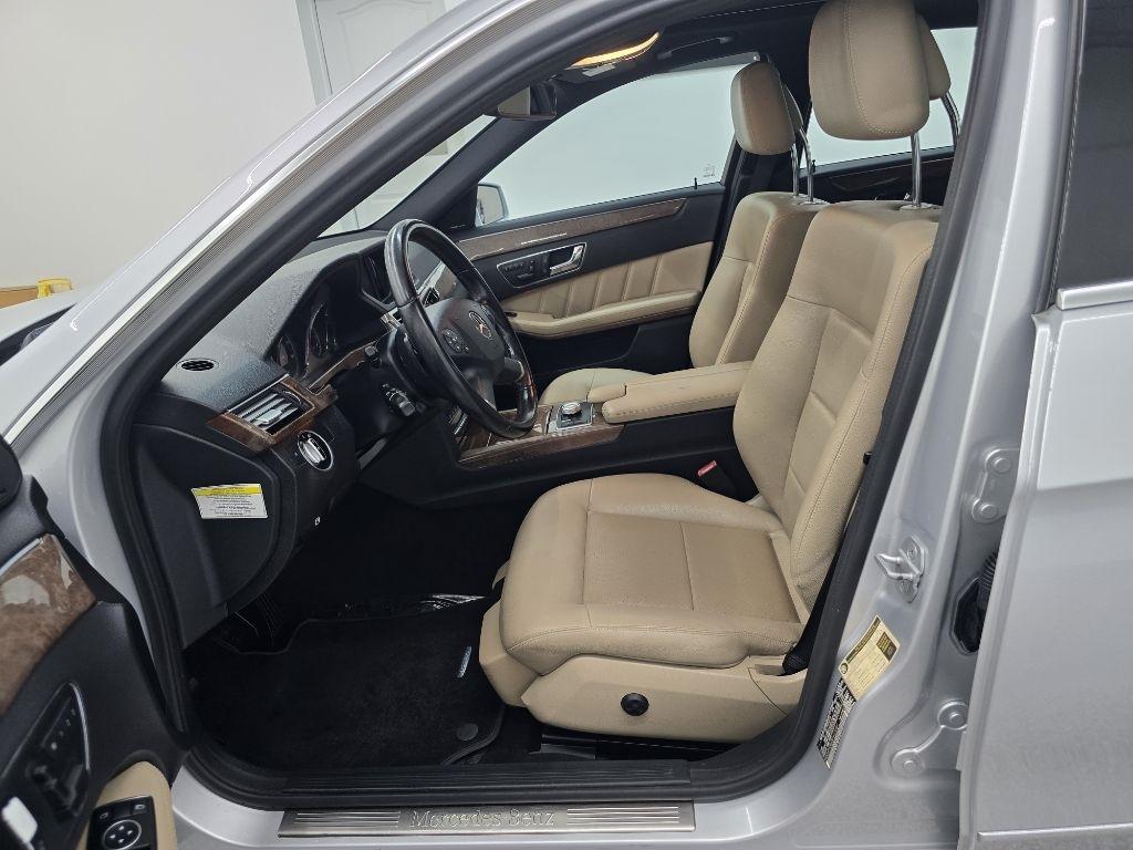 Mercedes-Benz E-Class E350 Sedan 2011