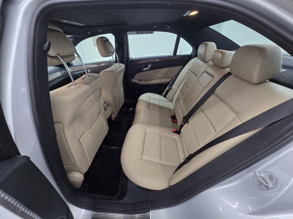 Mercedes-Benz E-Class E350 Sedan 2011