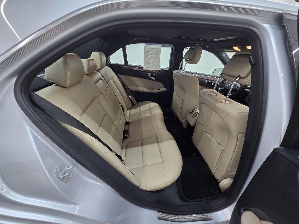 Mercedes-Benz E-Class E350 Sedan 2011