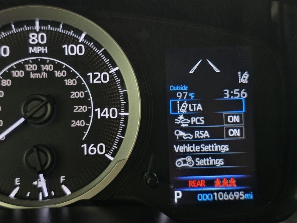 Toyota Corolla LE 2022