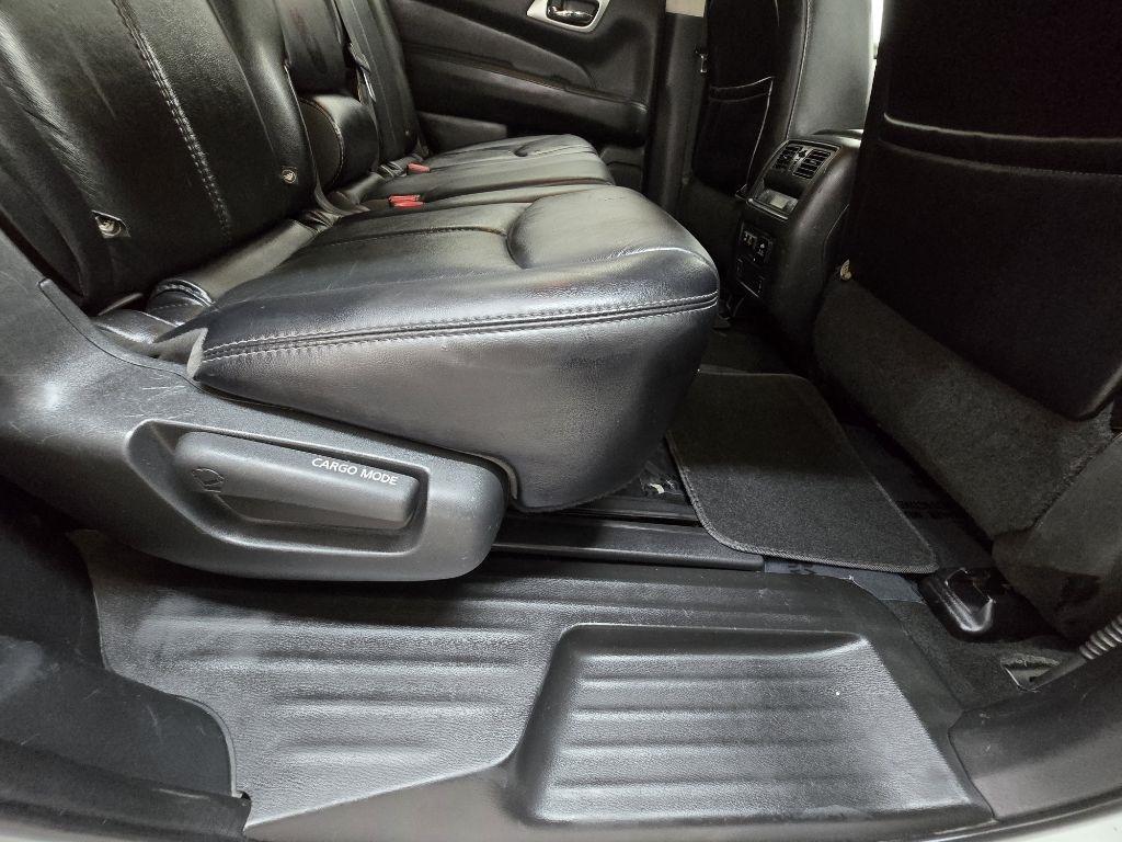 Nissan Pathfinder SL 2020