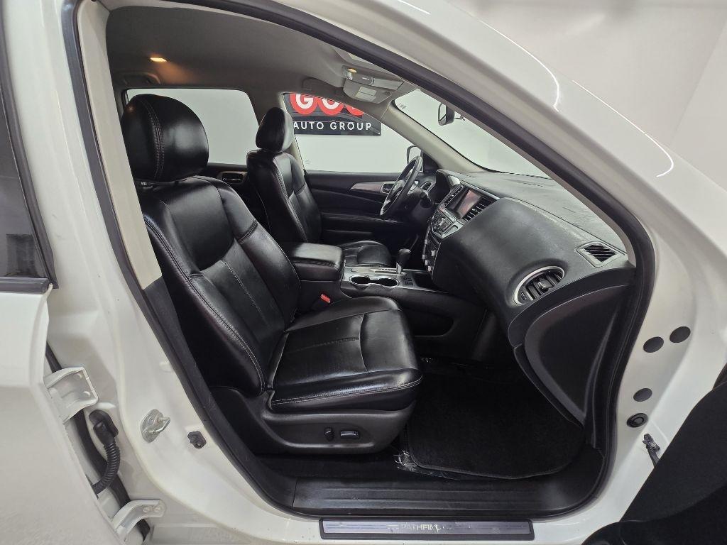 Nissan Pathfinder SL 2020