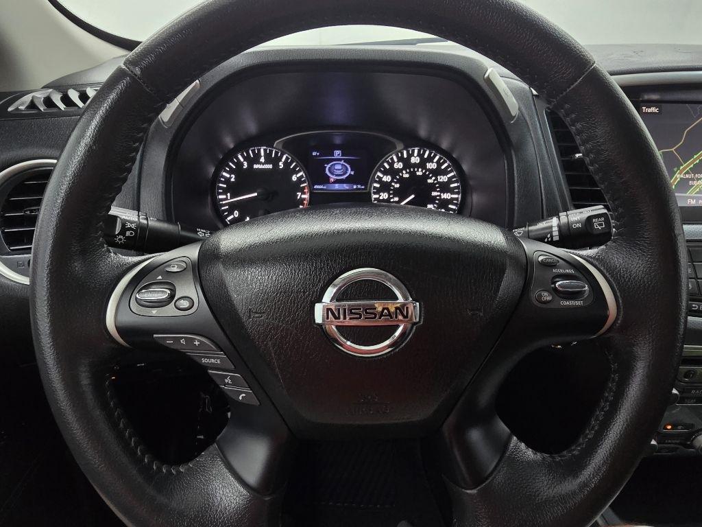 Nissan Pathfinder SL 2020