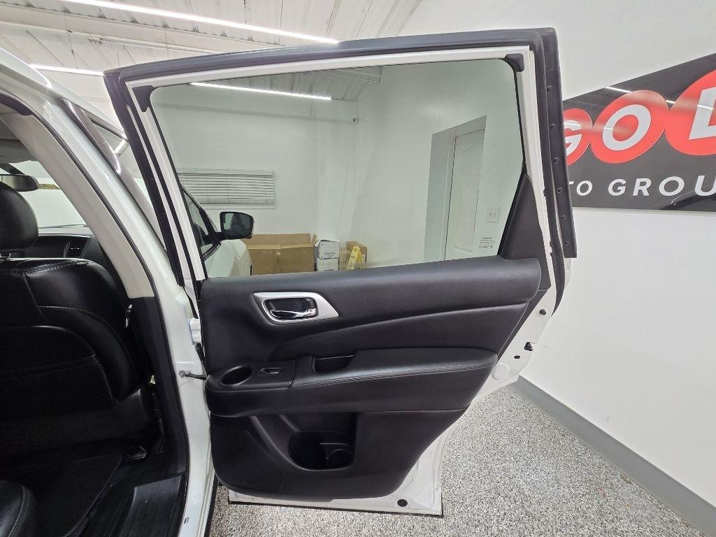 Nissan Pathfinder SL 2020