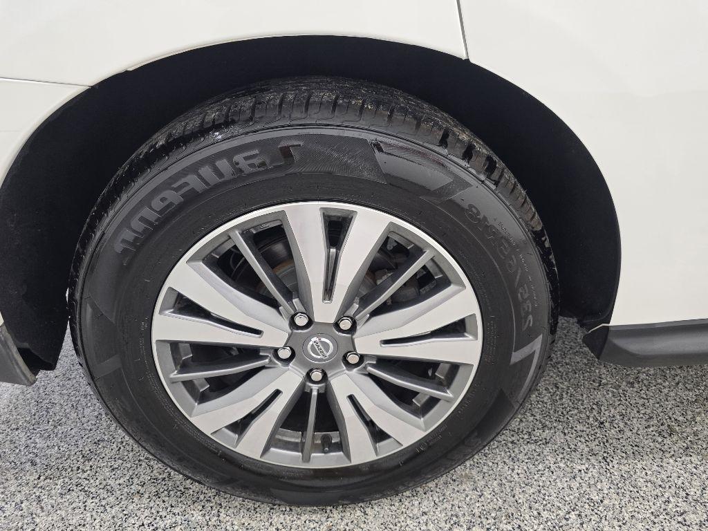 Nissan Pathfinder SL 2020