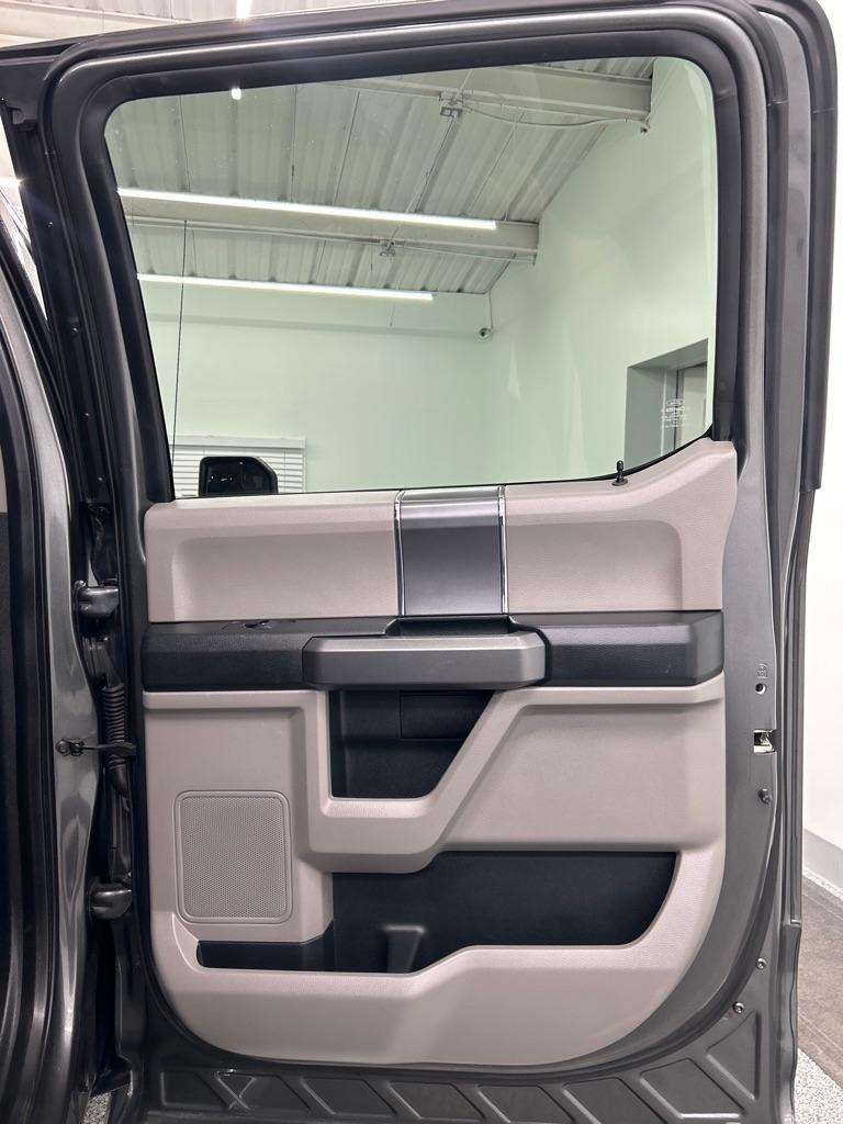 Ford F-150 XLT SuperCrew 5.5-ft. Bed 2WD 2015