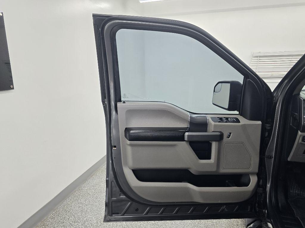 Ford F-150 XLT SuperCrew 5.5-ft. Bed 2WD 2015