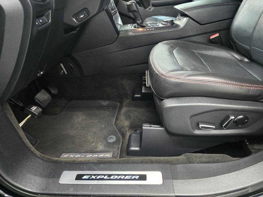 Ford Explorer Sport 4WD 2016