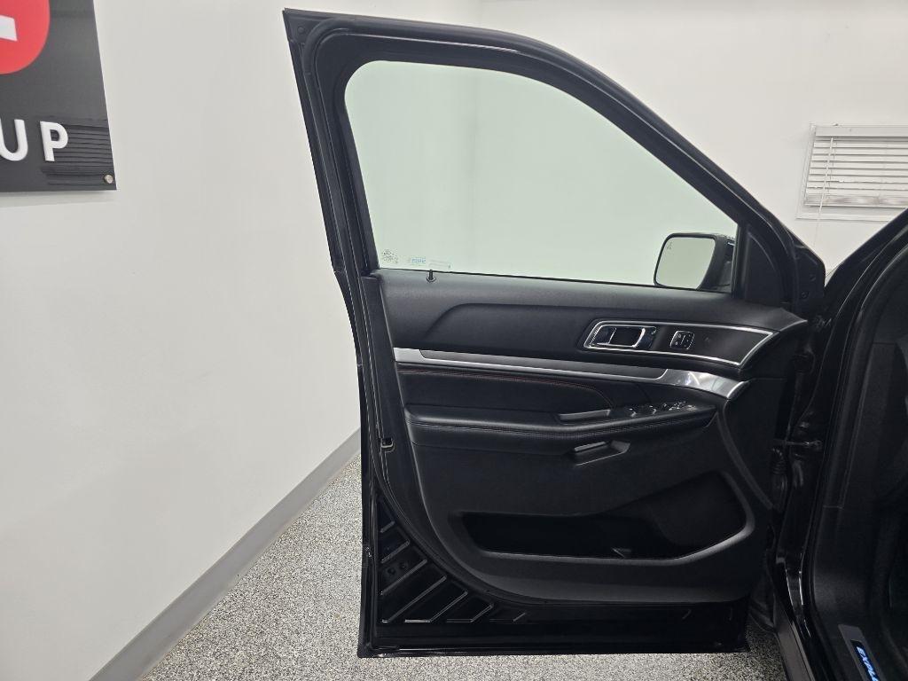 Ford Explorer Sport 4WD 2016