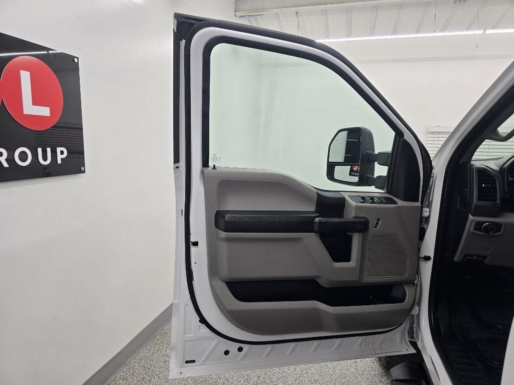 Ford F-250 SD King Ranch Crew Cab 4WD 2017