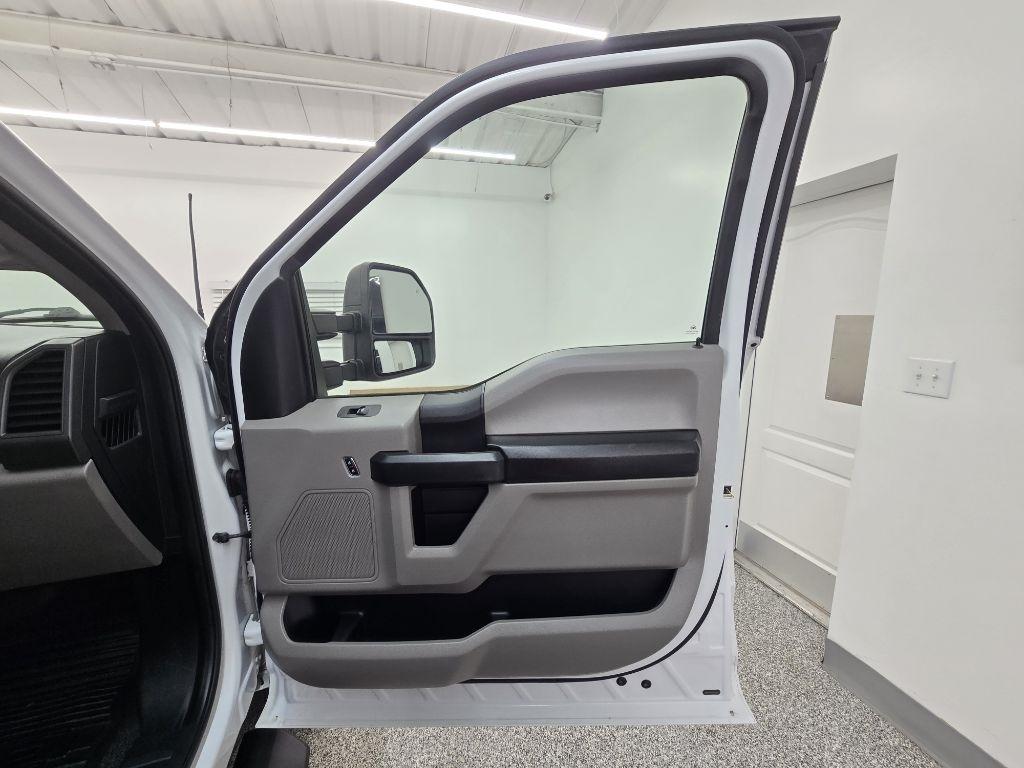 Ford F-250 SD King Ranch Crew Cab 4WD 2017