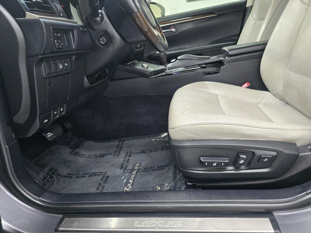 Lexus ES 350 Sedan 2014