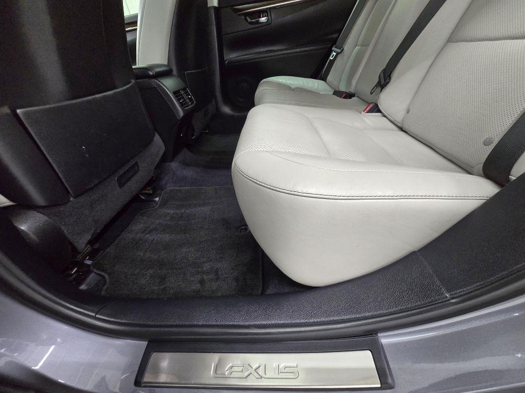 Lexus ES 350 Sedan 2014