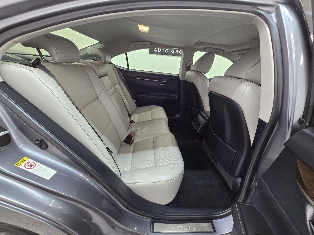 Lexus ES 350 Sedan 2014