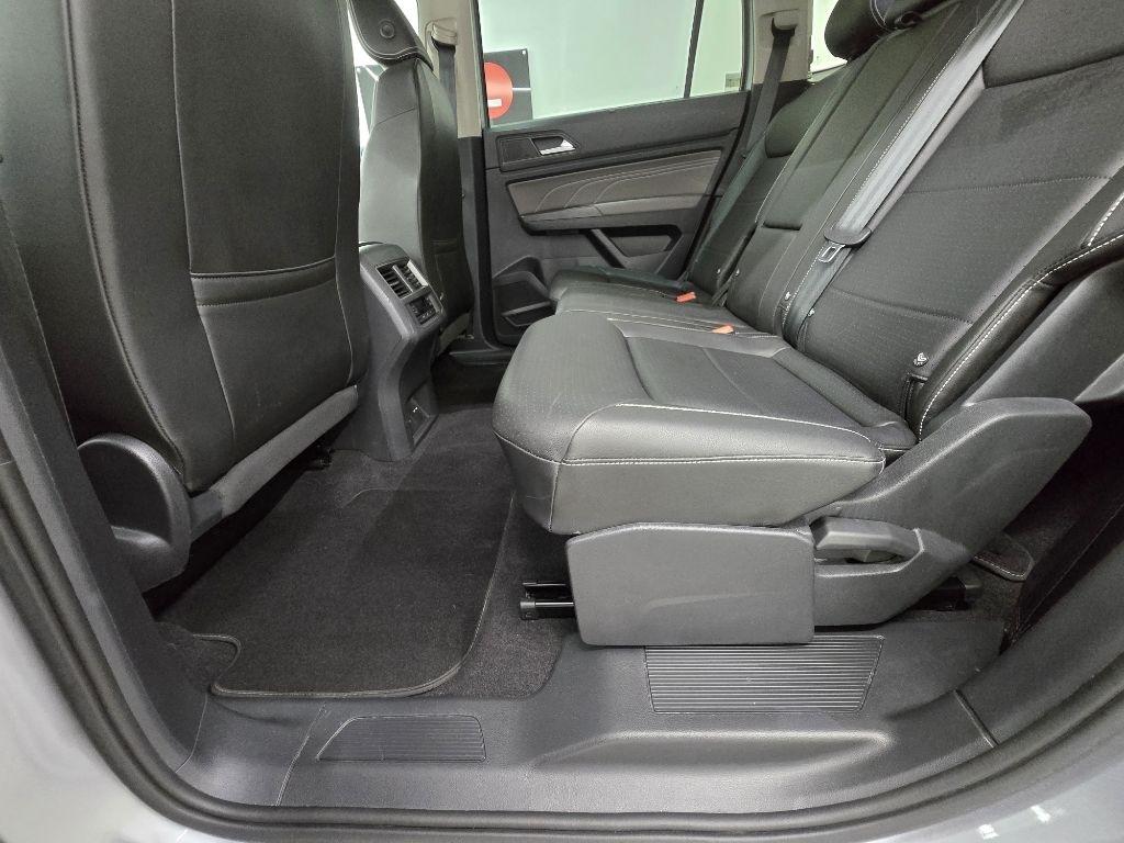Volkswagen Atlas V6 SE w/Technology 4MOTION 2023
