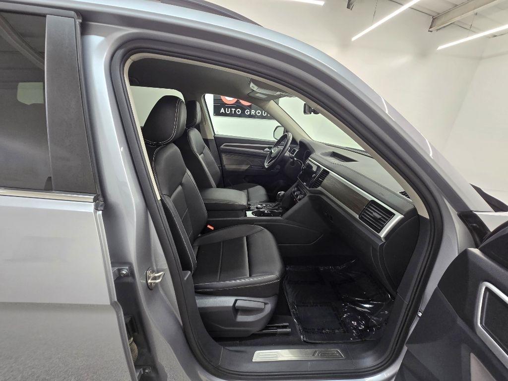 Volkswagen Atlas V6 SE w/Technology 4MOTION 2023