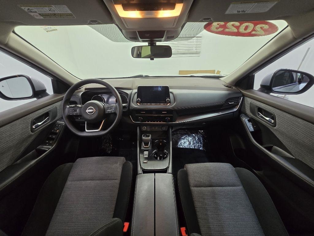 Nissan Rogue SV 2023