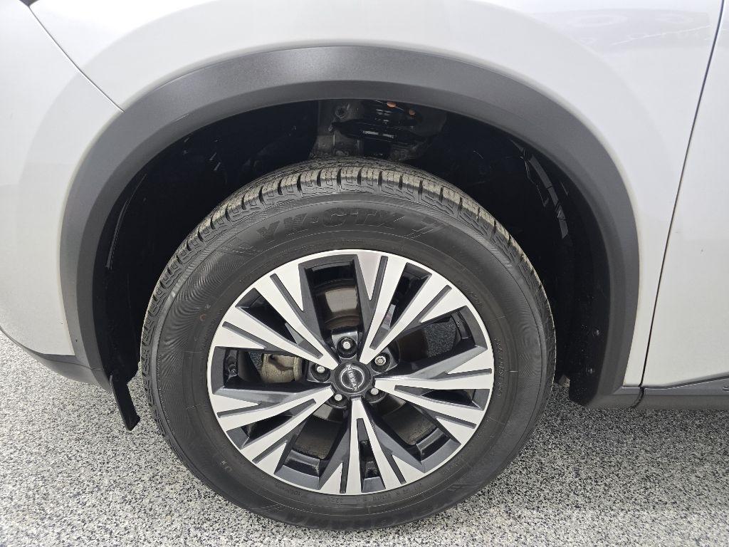 Nissan Rogue SV 2023