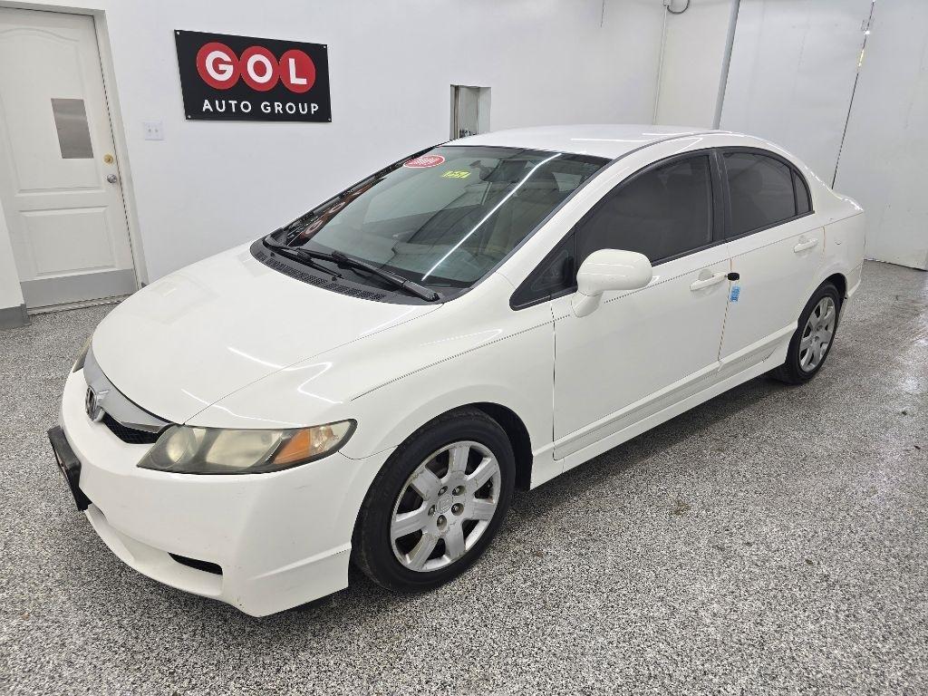 Honda Civic LX Sedan 5-Speed AT 2009