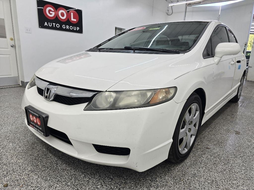 Honda Civic LX Sedan 5-Speed AT 2009