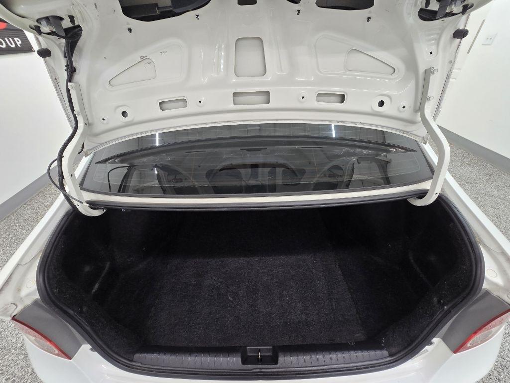 Honda Civic LX Sedan 5-Speed AT 2009