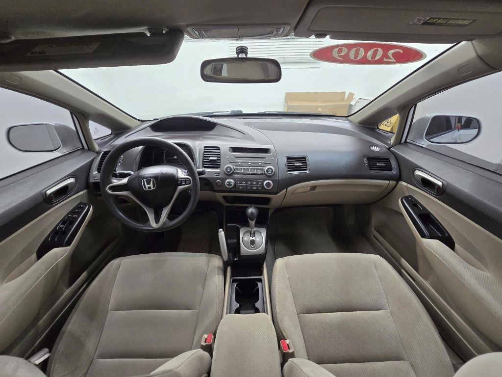 Honda Civic LX Sedan 5-Speed AT 2009
