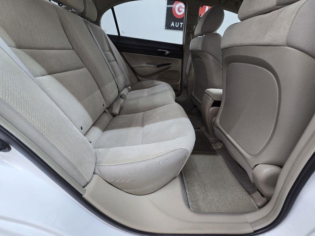 Honda Civic LX Sedan 5-Speed AT 2009
