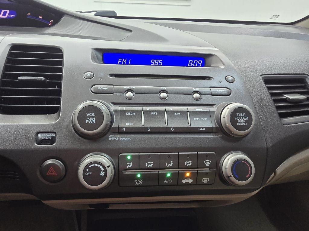 Honda Civic LX Sedan 5-Speed AT 2009