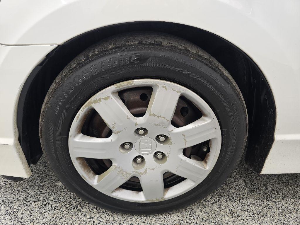 Honda Civic LX Sedan 5-Speed AT 2009