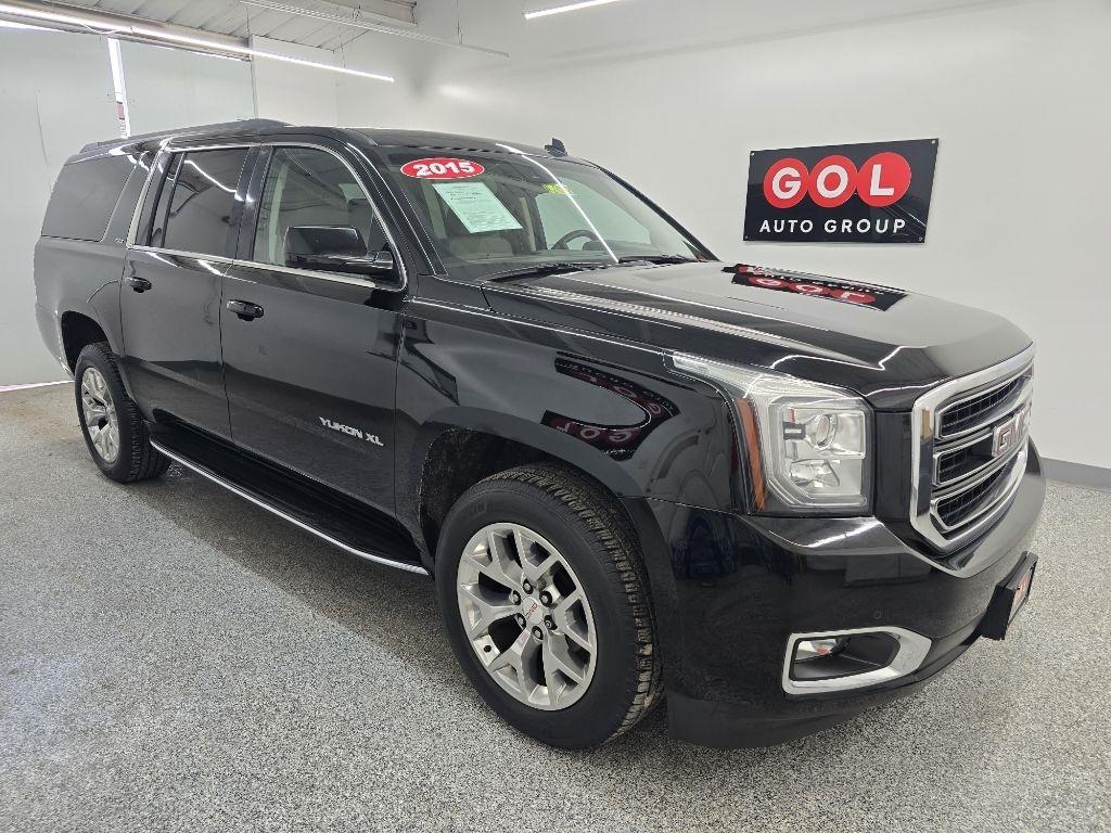 GMC Yukon XL SLT 1/2 Ton 2WD 2015