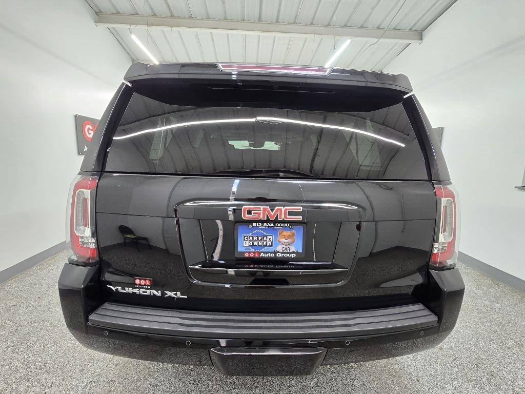 GMC Yukon XL SLT 1/2 Ton 2WD 2015