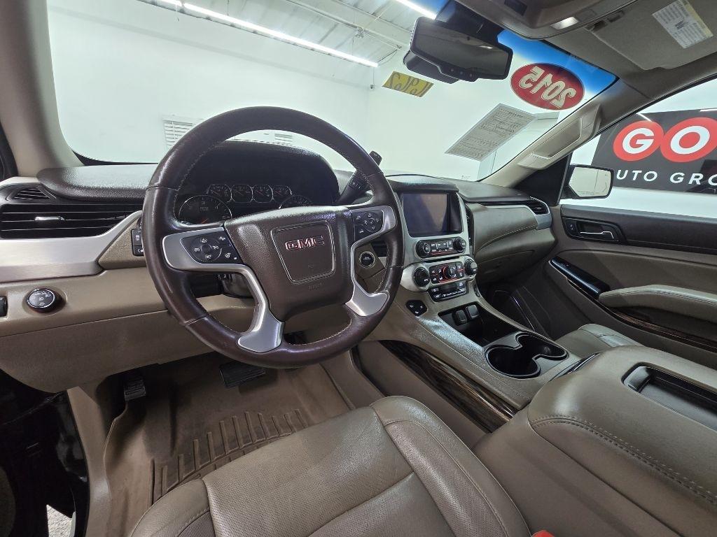 GMC Yukon XL SLT 1/2 Ton 2WD 2015