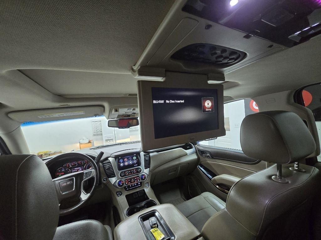 GMC Yukon XL SLT 1/2 Ton 2WD 2015