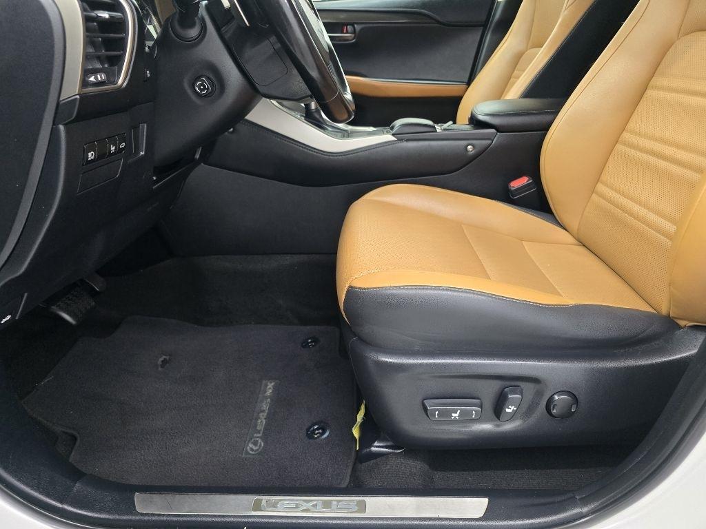 Lexus NX 300 Luxury 2020