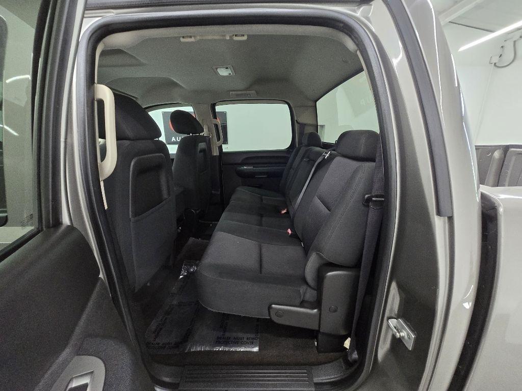 Chevrolet Silverado 1500 LT Crew Cab 4WD 2013