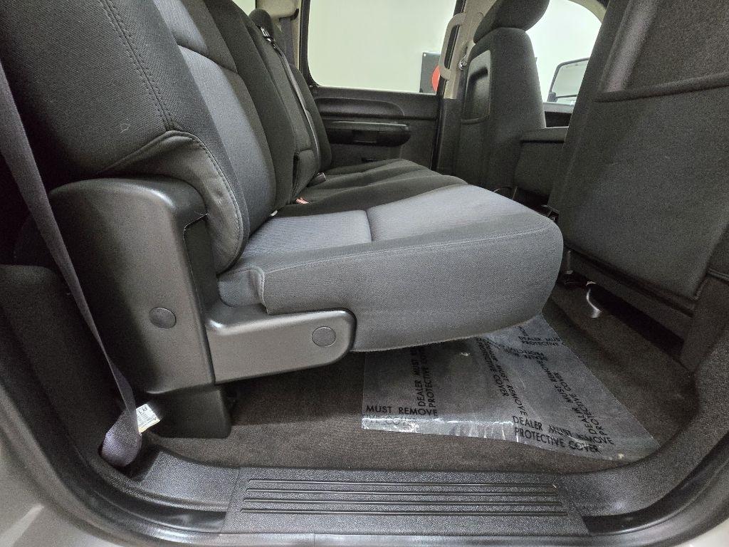 Chevrolet Silverado 1500 LT Crew Cab 4WD 2013