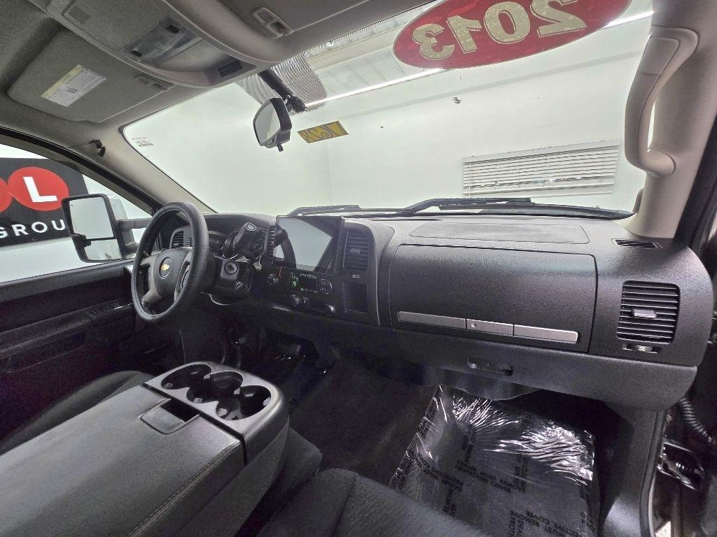 Chevrolet Silverado 1500 LT Crew Cab 4WD 2013