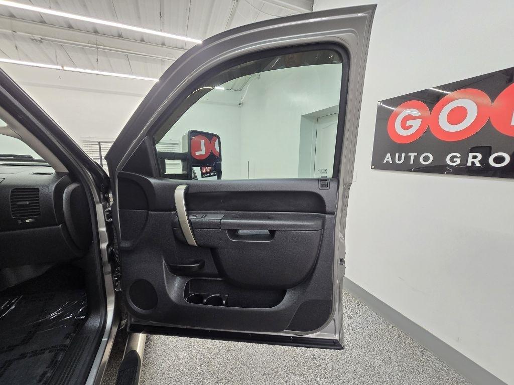 Chevrolet Silverado 1500 LT Crew Cab 4WD 2013