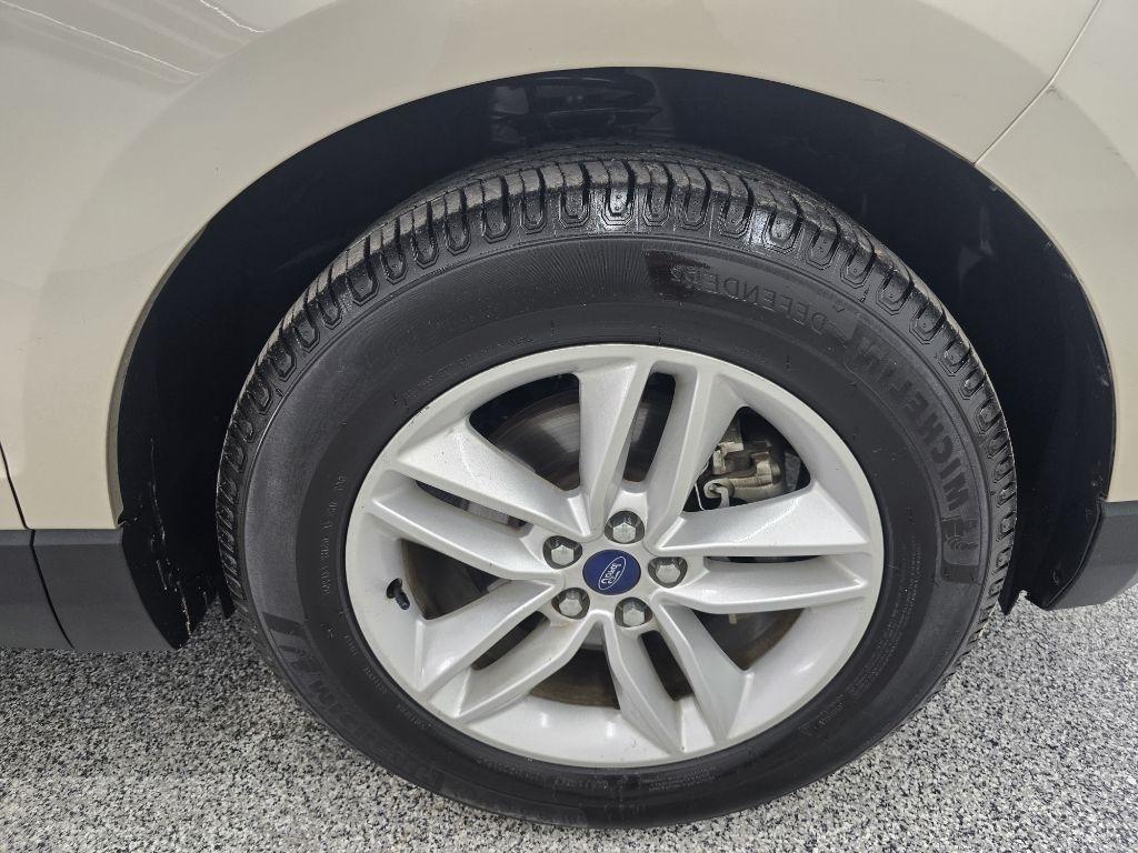 Ford Edge SEL FWD 2017