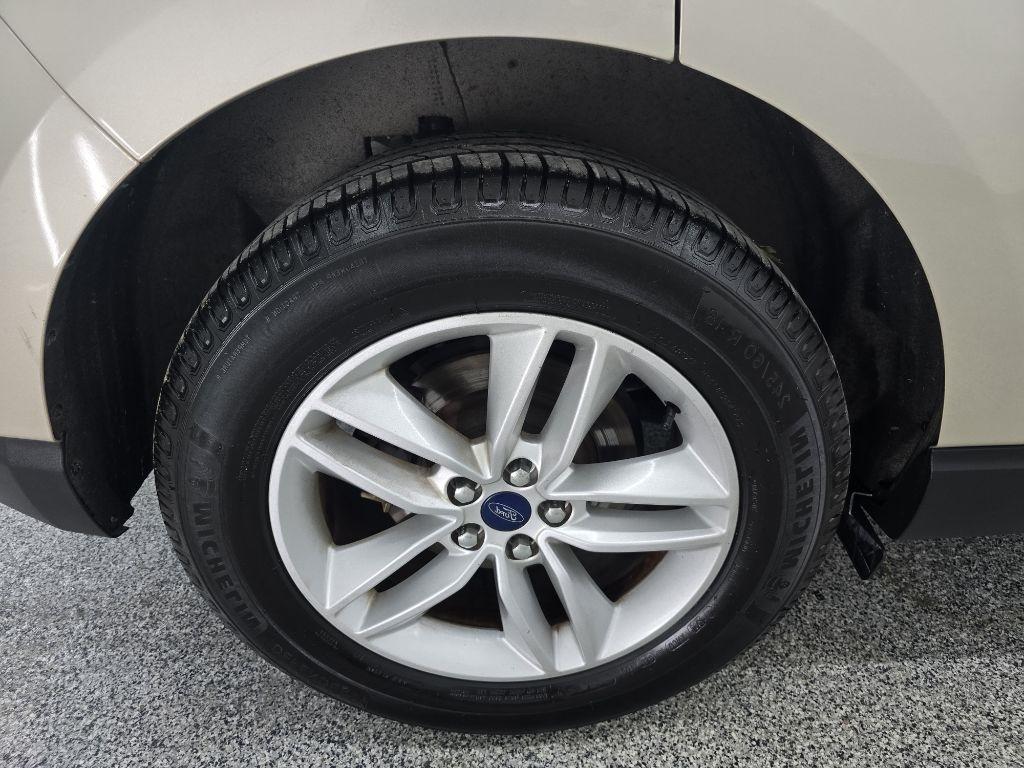 Ford Edge SEL FWD 2017