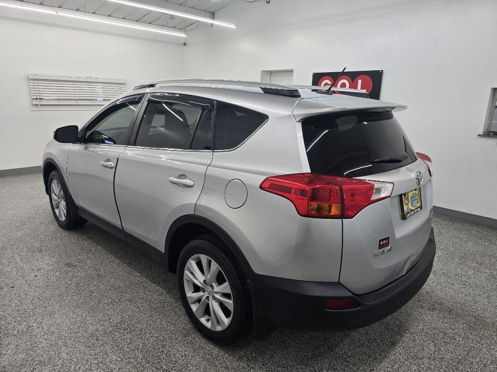 Toyota RAV4 Limited FWD 2015