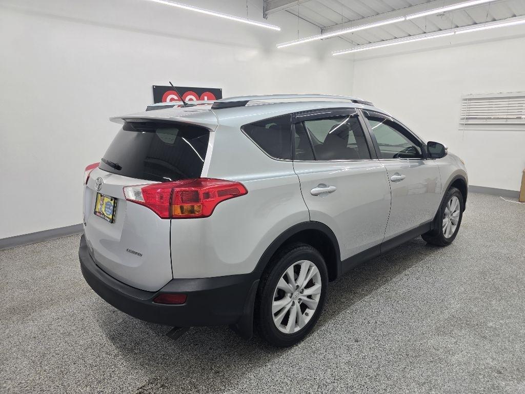 Toyota RAV4 Limited FWD 2015