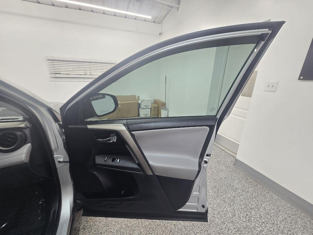 Toyota RAV4 Limited FWD 2015
