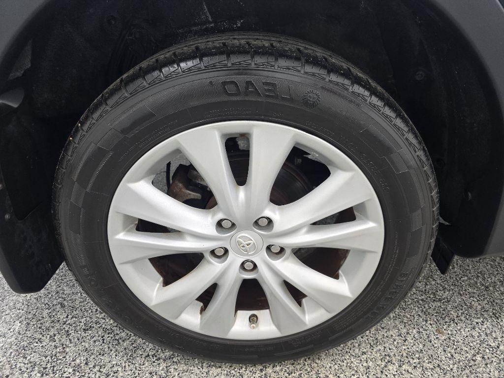 Toyota RAV4 Limited FWD 2015