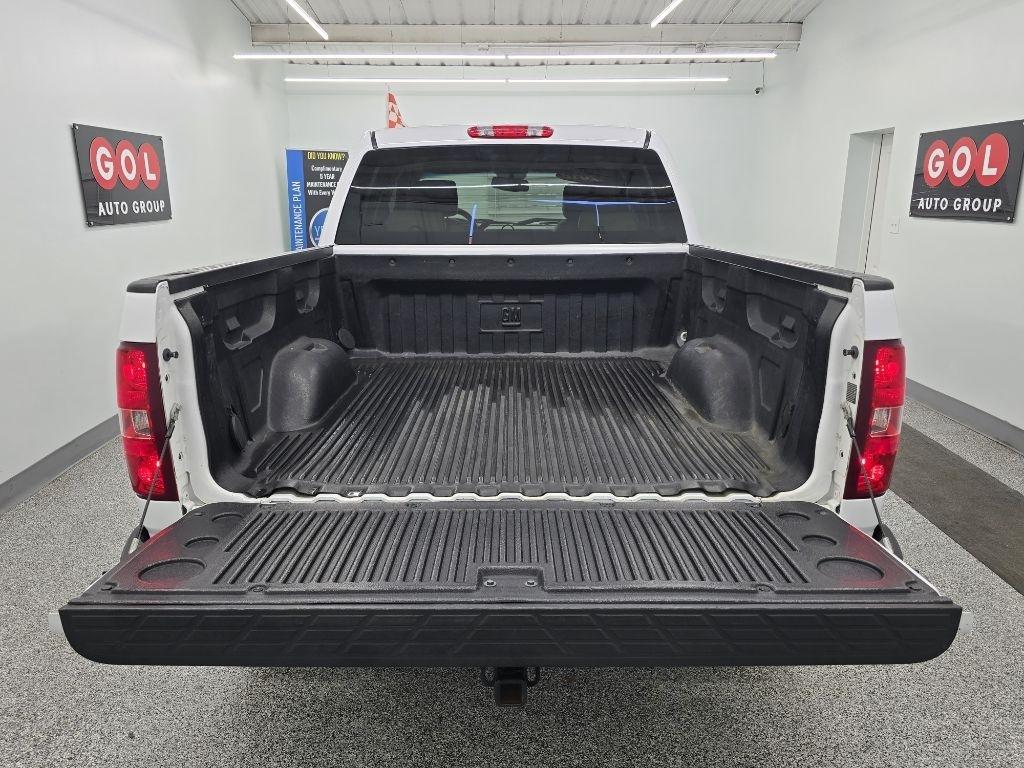 Chevrolet Silverado 1500 LTZ Crew Cab 2WD 2012