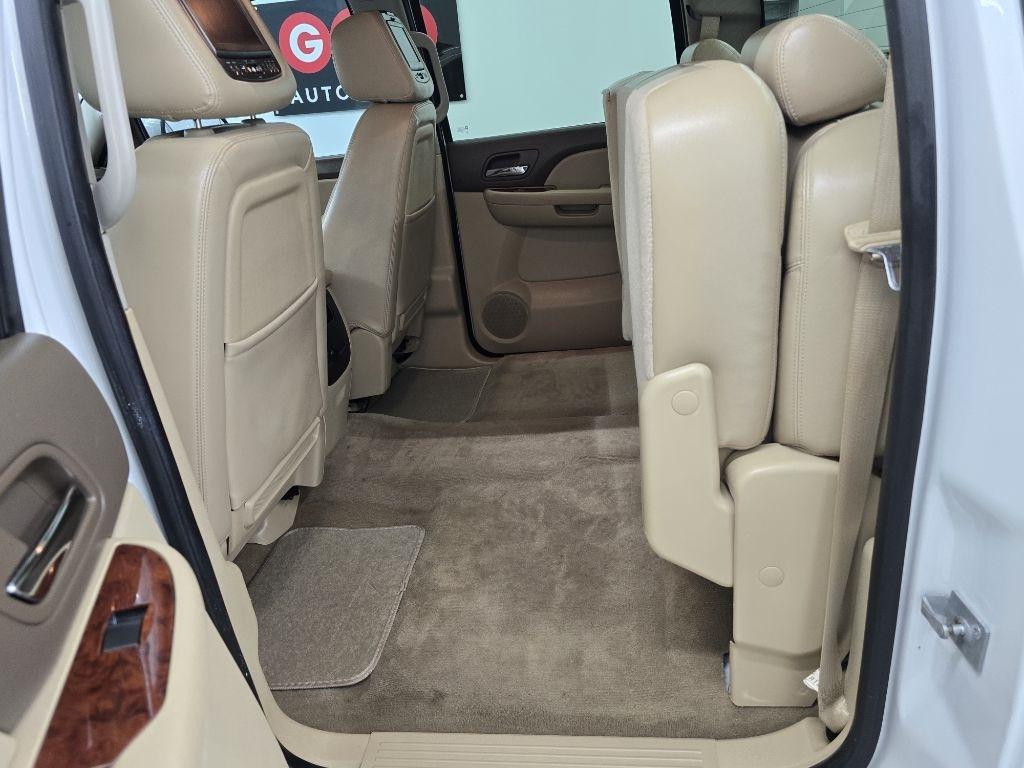 Chevrolet Silverado 1500 LTZ Crew Cab 2WD 2012