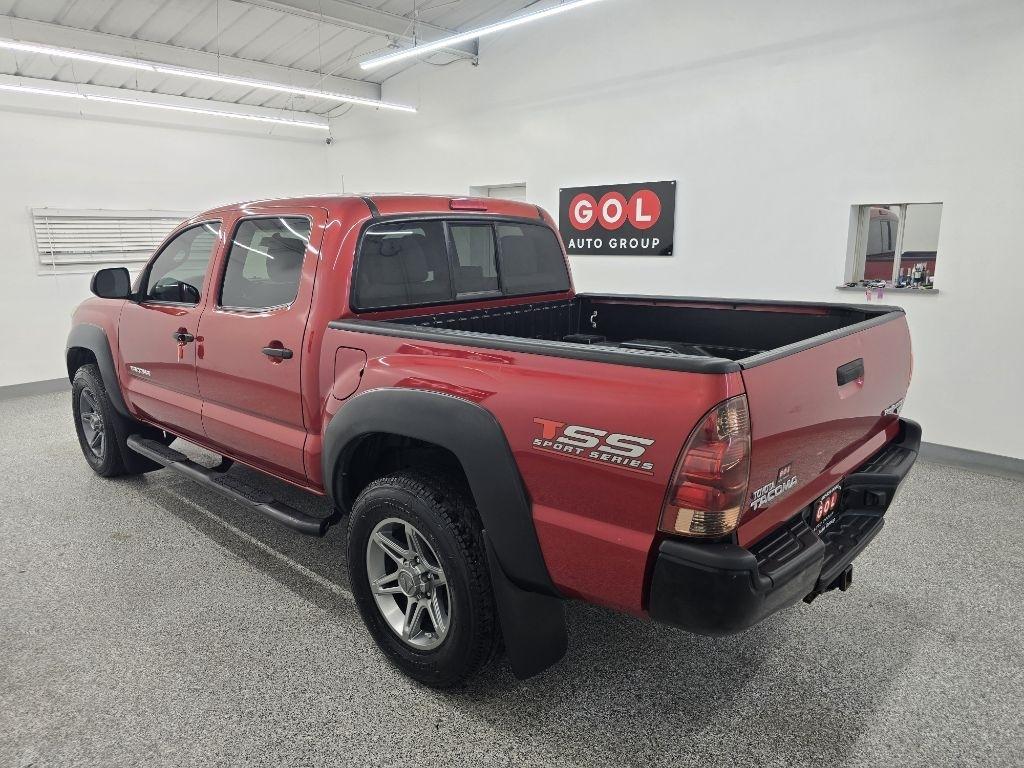 Toyota Tacoma PreRunner Double Cab V6 5AT 2WD 2014
