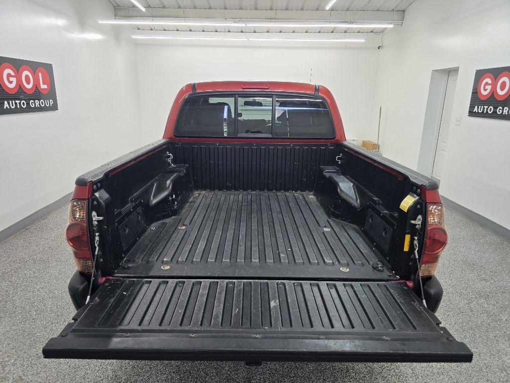 Toyota Tacoma PreRunner Double Cab V6 5AT 2WD 2014