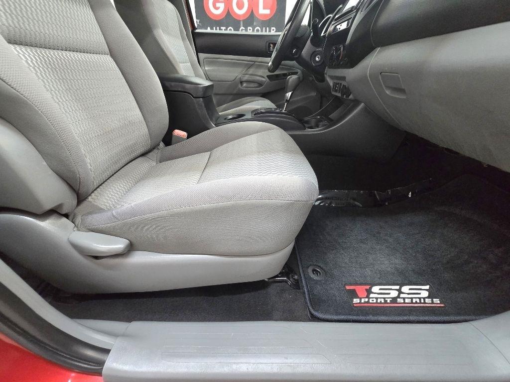 Toyota Tacoma PreRunner Double Cab V6 5AT 2WD 2014