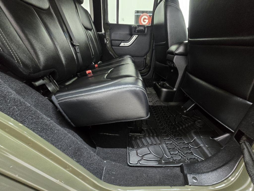 Jeep Wrangler Unlimited Rubicon 4WD 2016